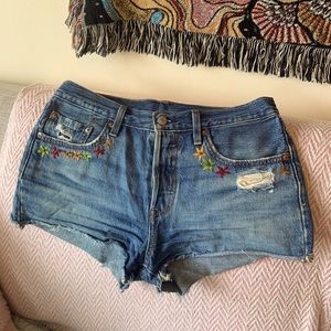 Levi’s 501 High Rise Denim Shorts W27 | Hand embroidered with flower details